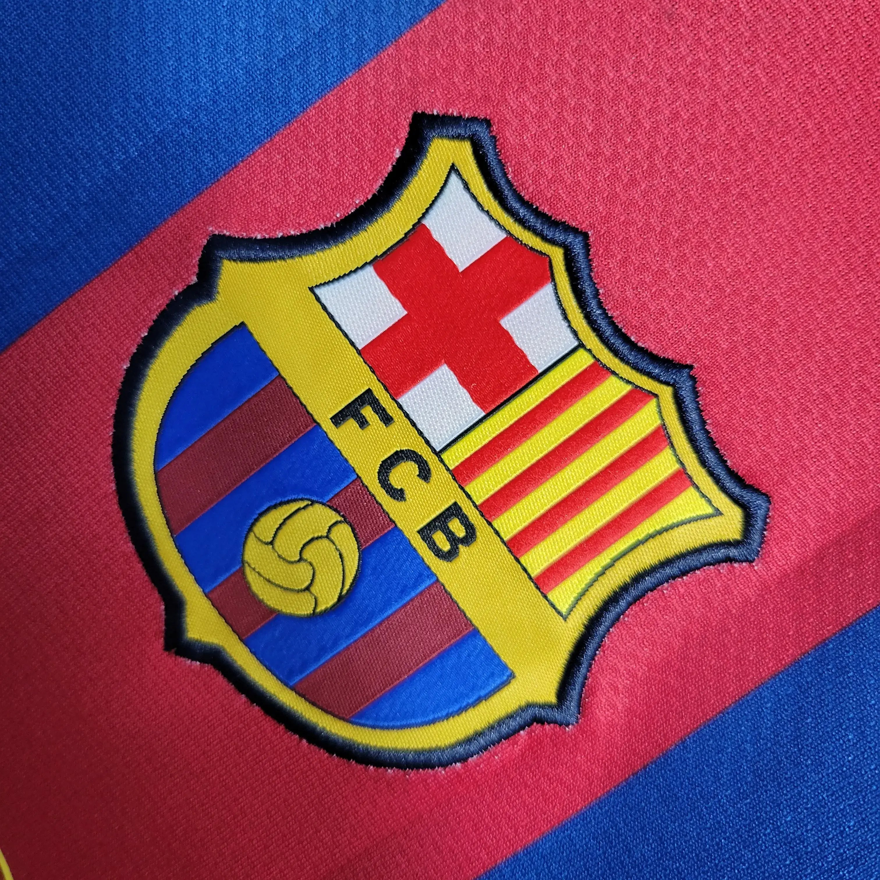 Camisa Barcelona Home 10/11 Retrô - Azul e Vermelha | Torcedor