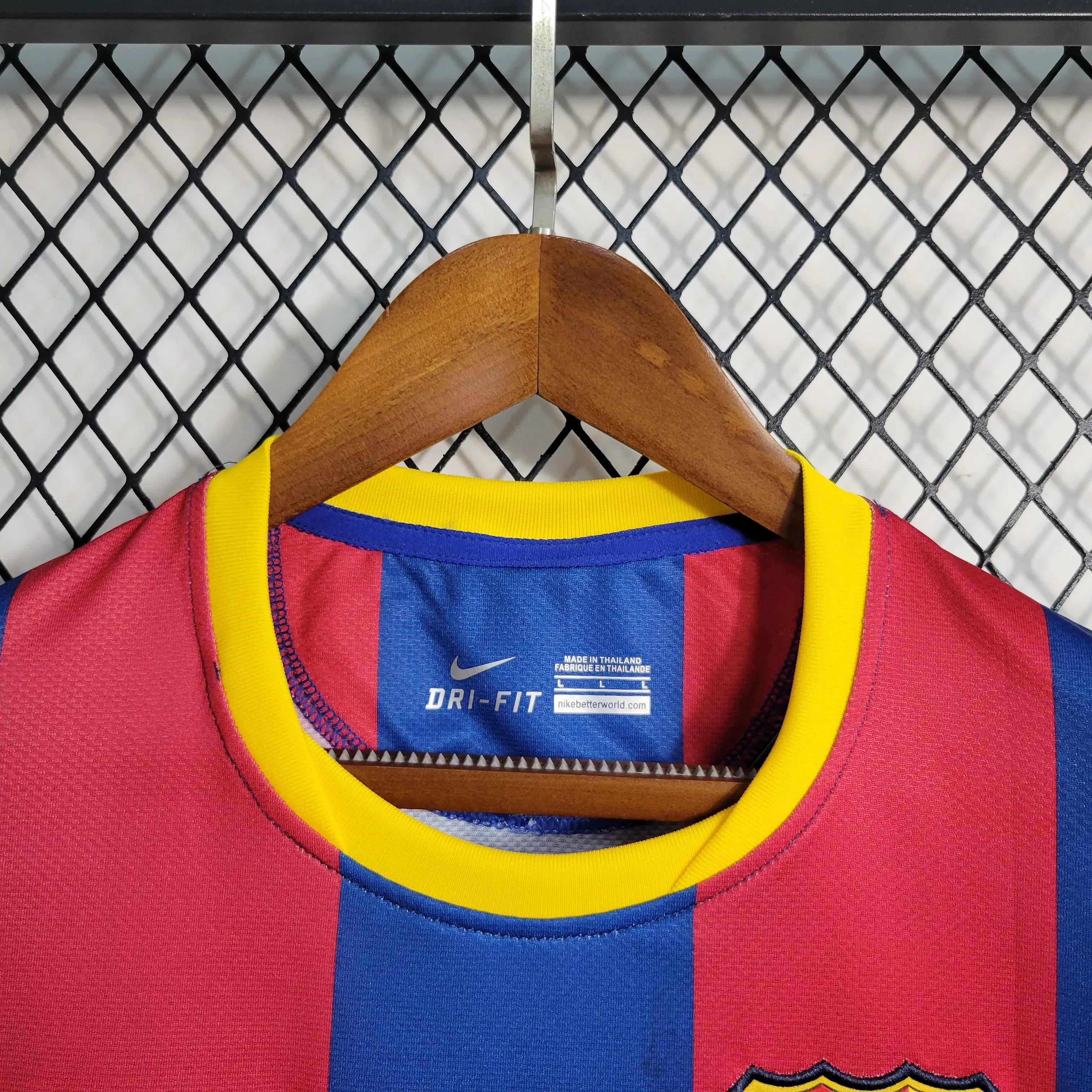 Camisa Barcelona Home 10/11 Retrô - Azul e Vermelha | Torcedor