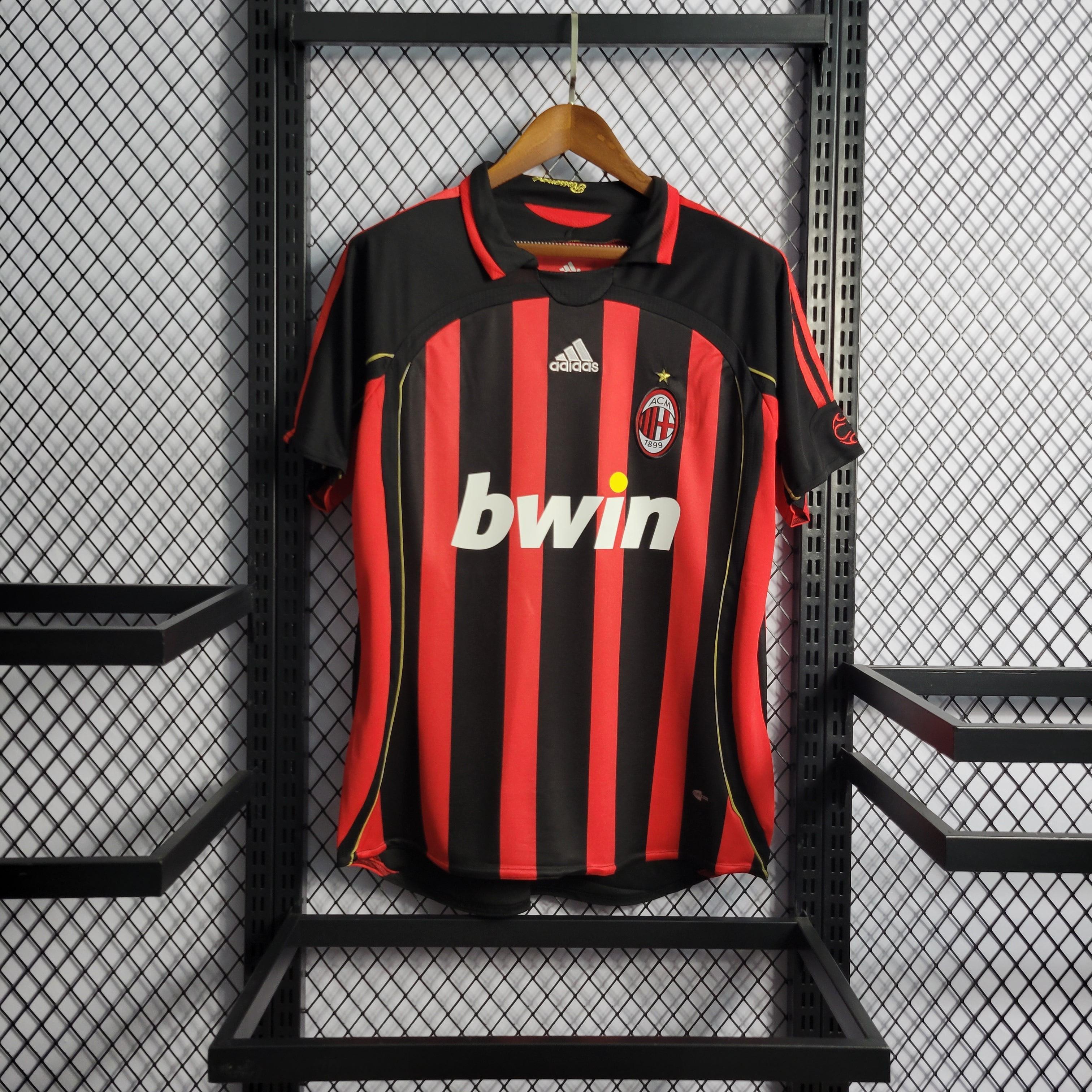 Camisa Milan Home 06/07 Retrô - Vermelha e Preta | Torcedor