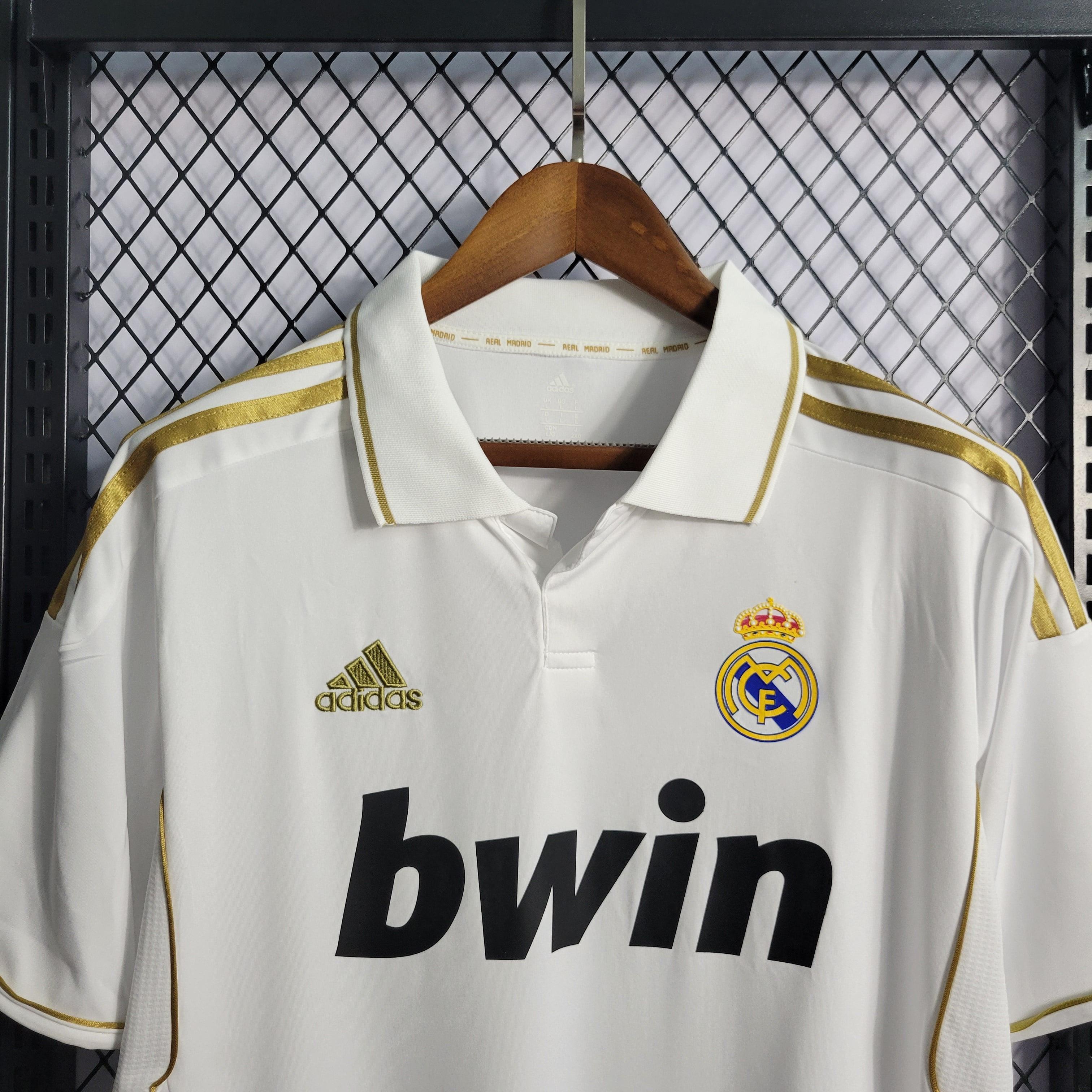 Camisa Real Madrid Home 11/12 Retrô - Branca e Dourada | Torcedor