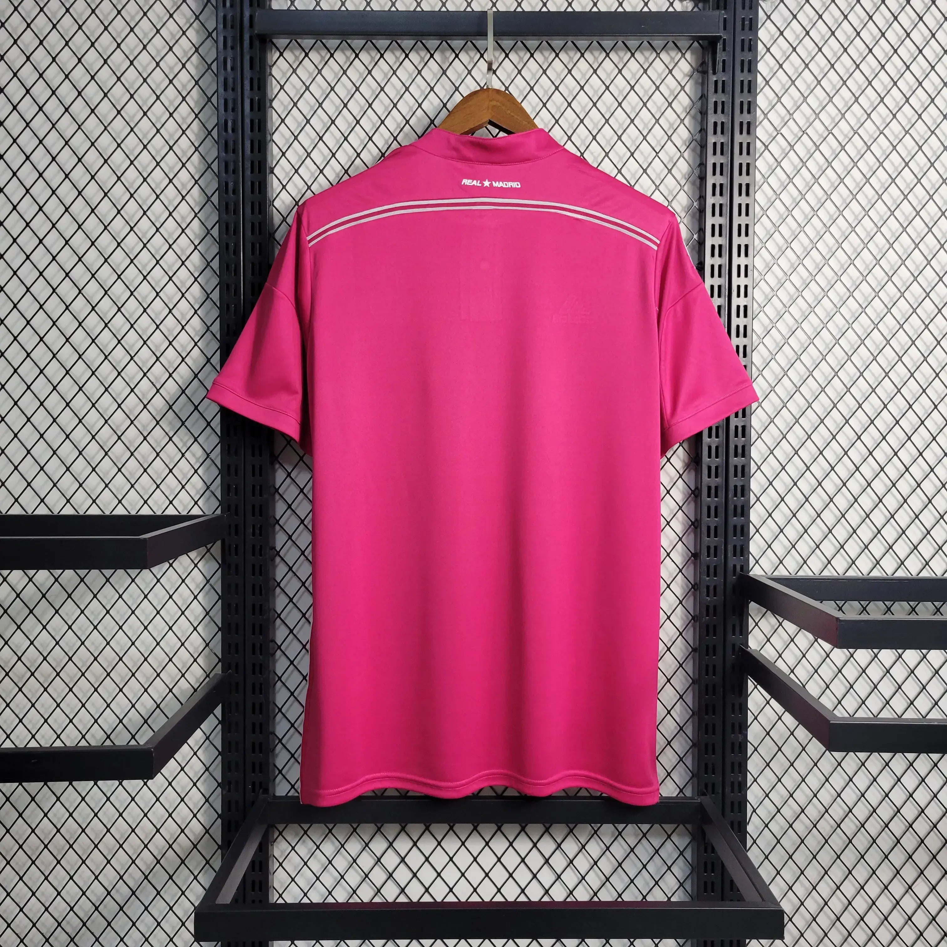 Camisa Real Madrid Away 14/15 Retrô - Rosa | Torcedor