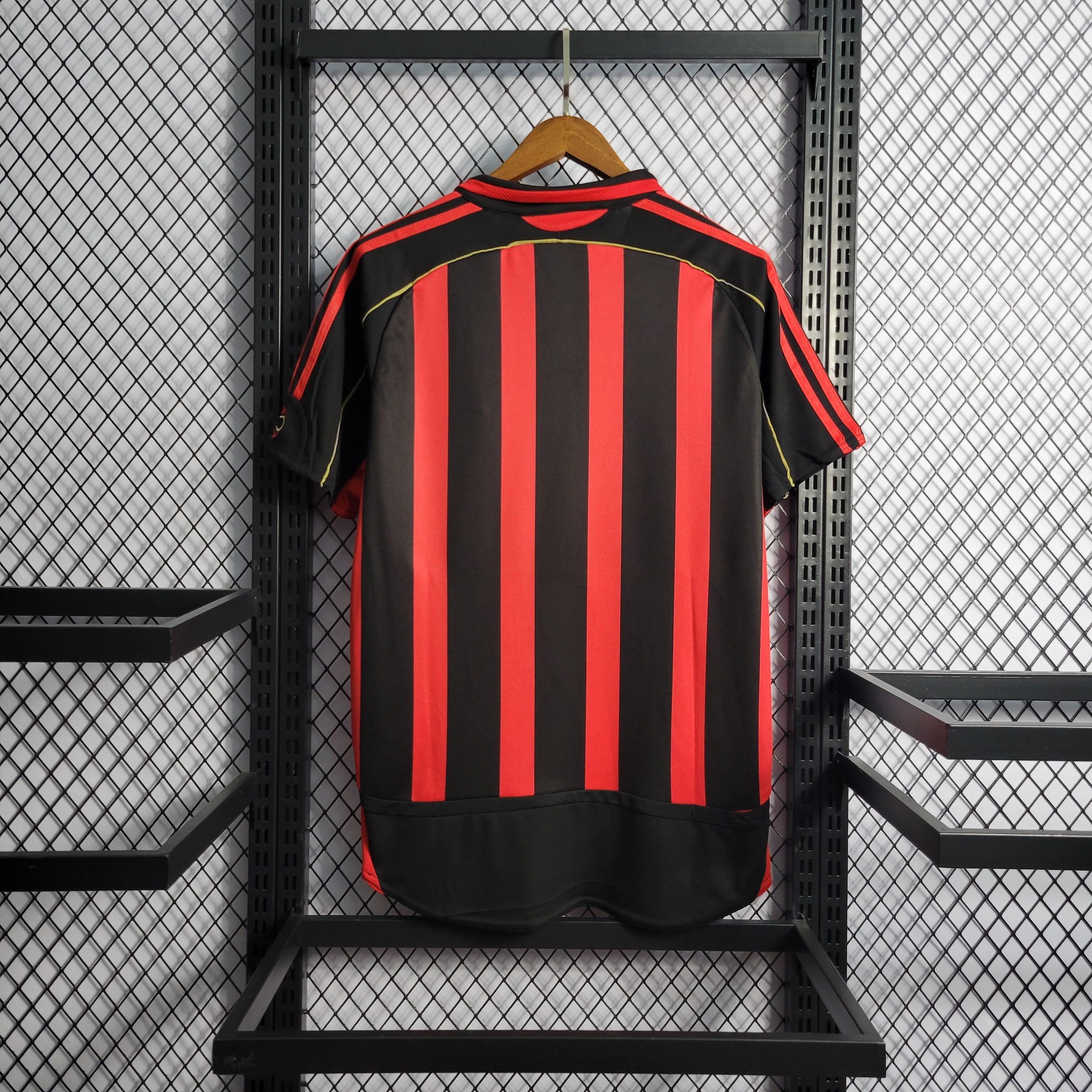 Camisa Milan Home 06/07 Retrô - Vermelha e Preta | Torcedor