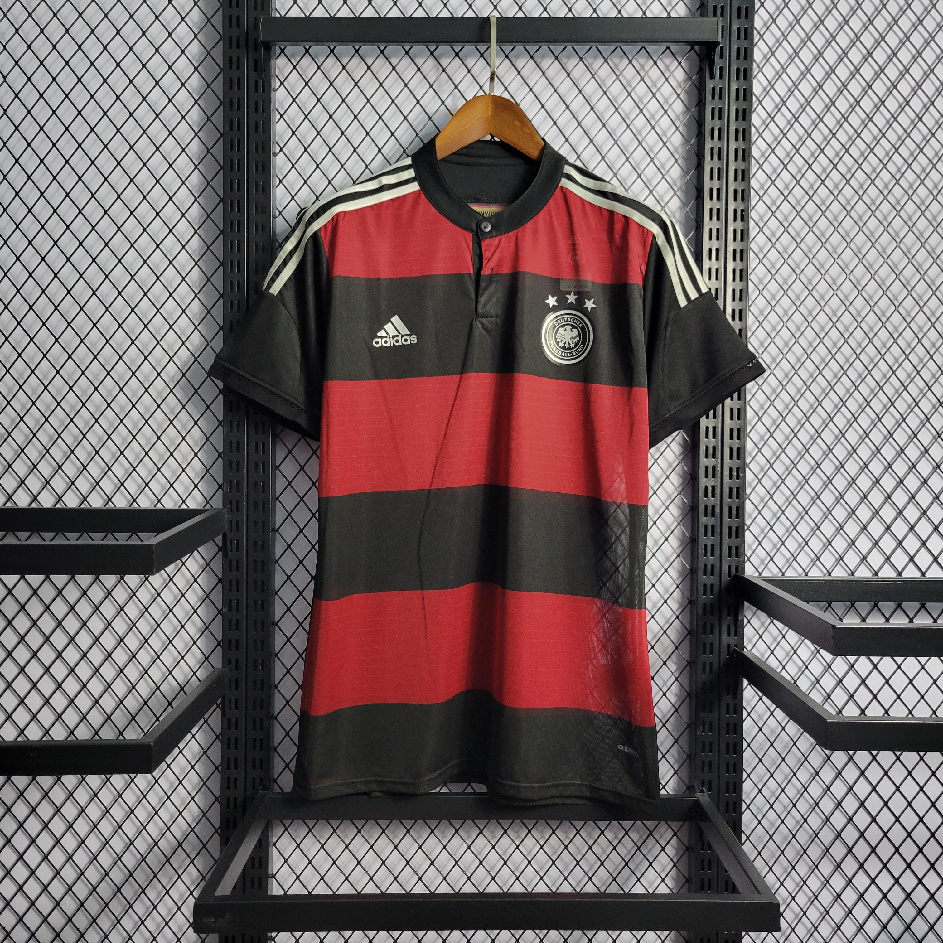 Camisa Alemanha Away 2014 Retrô - Vermelha e Preta | Torcedor